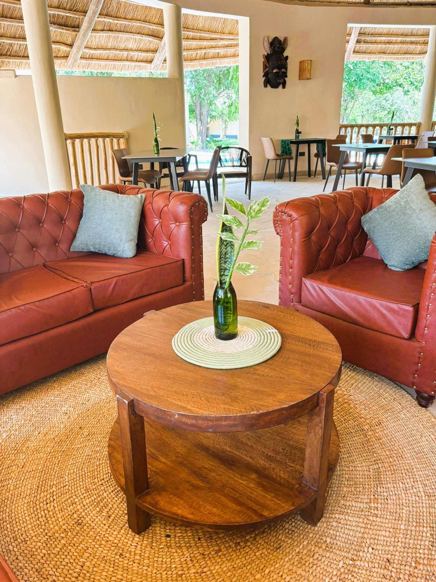 Africa Safari Nyerere Villa Kwangwazi Exteriör bild